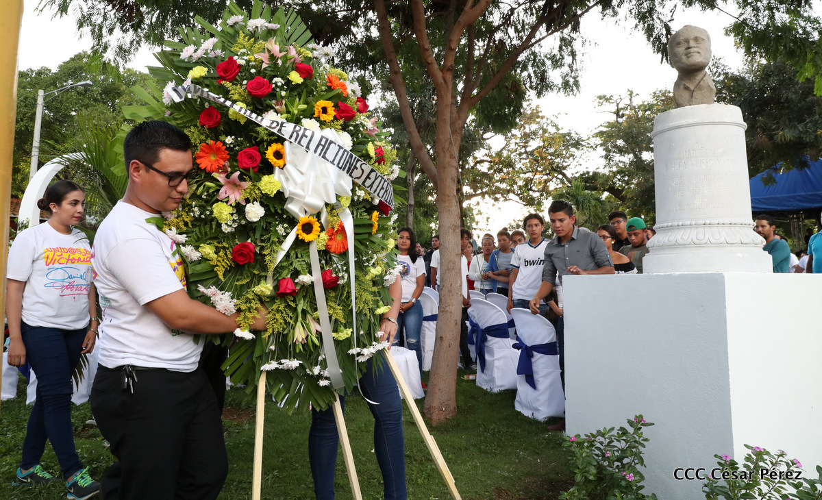 homenaje1
